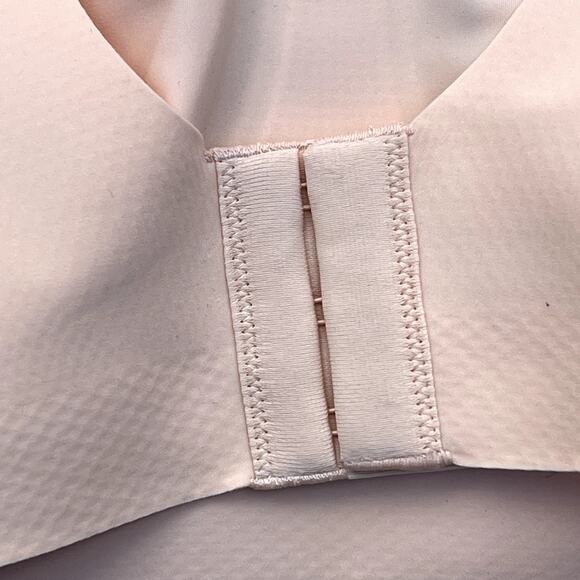 Understance Soft Sculpt Wireless Lift Back-Close Bra Almond 42DDD/G - Picture 7 of 7